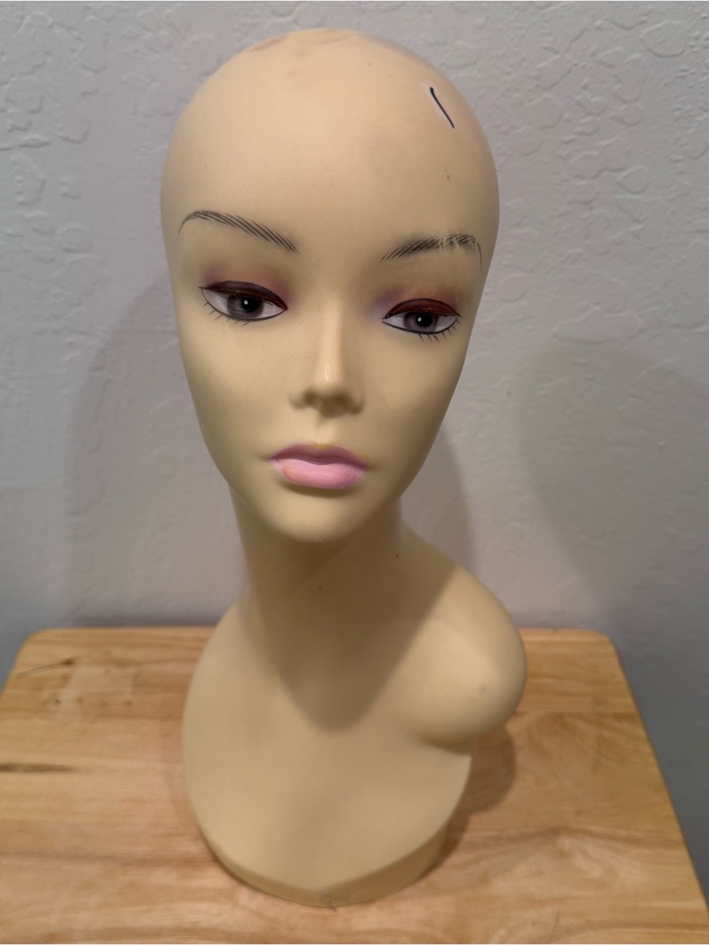 [14] Mannequin Head Plastic Display for Wigs Hats Sunglasses Jewelry